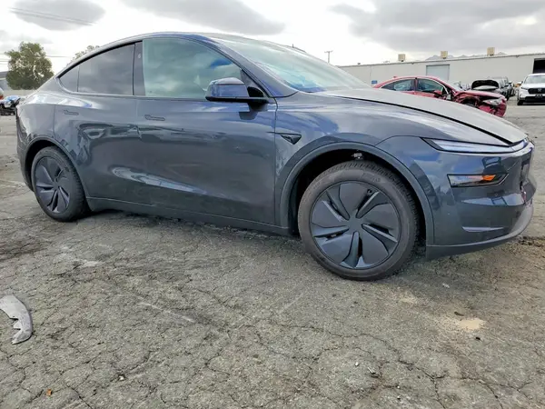 7SAYGDED4TF680477 — 2026 Tesla Model Y, фото 4 с аукциона Copart, Задняя часть
