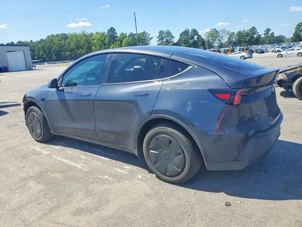 2026 TESLA MODEL Y VIN 7SAYGDED1TA603952 фото 2
