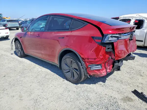 7SAYGDEDXTF636919 — 2026 Tesla Model Y, фото 2 с аукциона Copart, Передняя часть