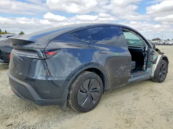 7SAYGDED7TF456300 — 2026 Tesla Model Y, фото 3 с аукциона Copart 29.09.2026, Боковая часть