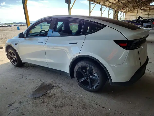 7SAYGDED0TF416298 — 2026 Tesla Model Y, фото 2 с аукциона Copart, Боковая часть