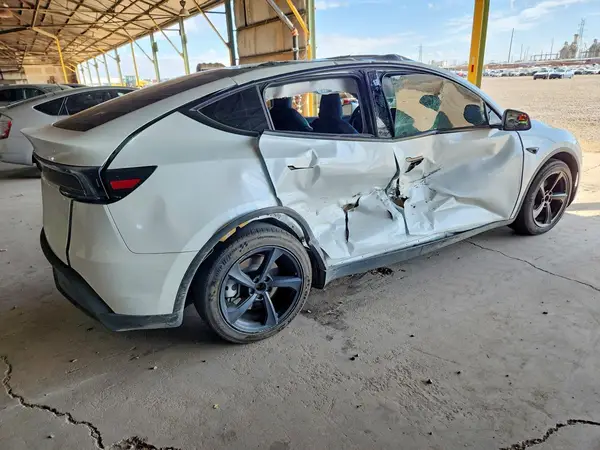 7SAYGDED0TF416298 — 2026 Tesla Model Y, фото 3 с аукциона Copart, Боковая часть