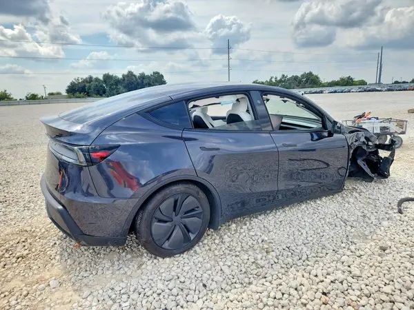 2026 TESLA MODEL Y VIN 7SAYGDED7TA489570 фото 3