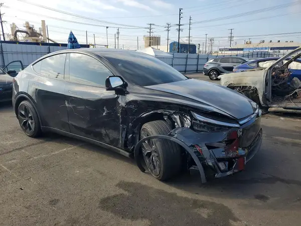 7SAYGDET1TA712368 — 2026 Tesla Model Y, фото 4 с аукциона Copart, Передняя часть