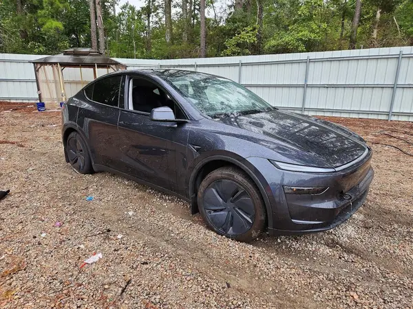 7SAYGDED0TA493198 — 2026 Tesla Model Y, фото 4 с аукциона Copart, Боковая часть