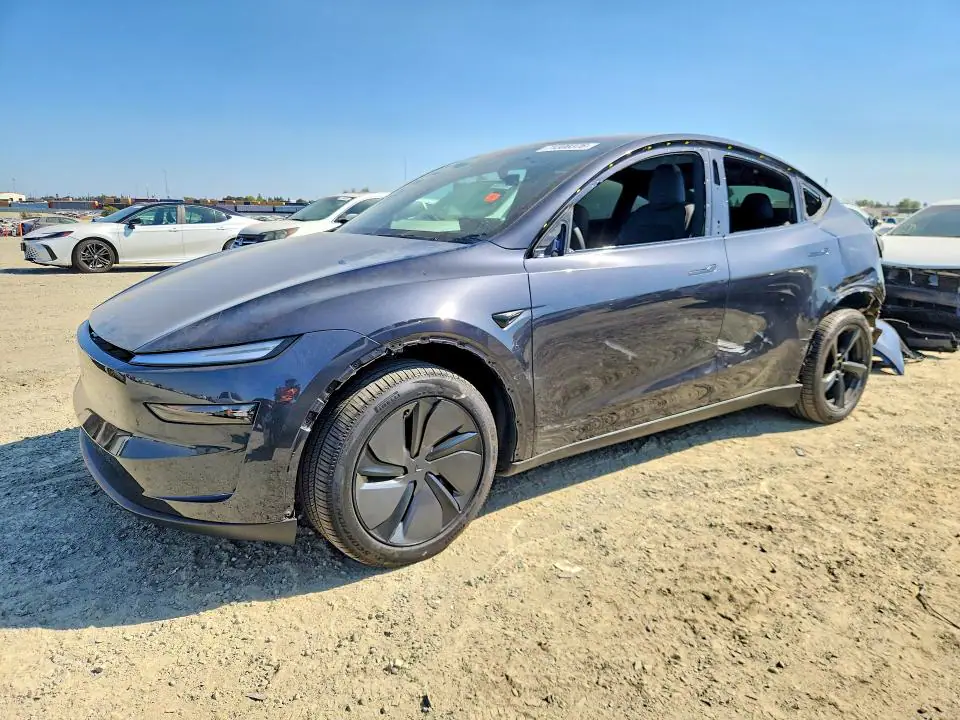 2026 Tesla Model Y VIN 7SAYGDED2TF582516 фото 1