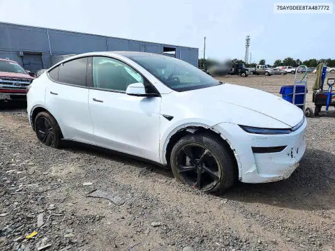 2026 Tesla Model Y VIN 7SAYGDEE8TA487772 фото 4