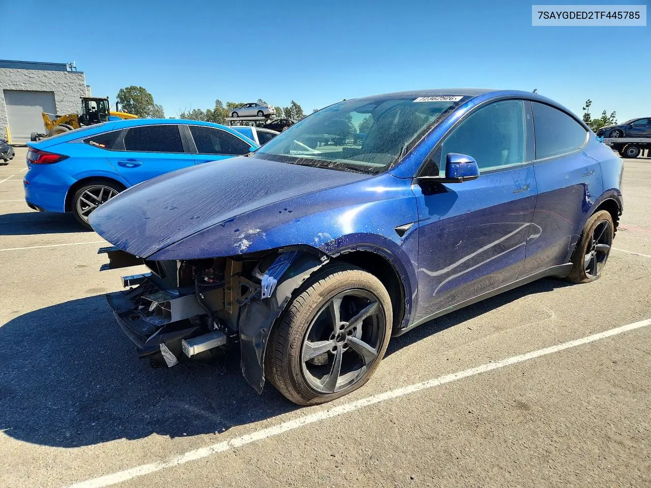 2026 Tesla Model Y VIN 7SAYGDED2TF445785 фото 1