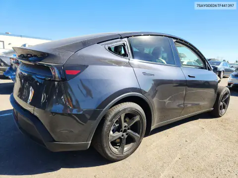 2026 Tesla Model Y VIN 7SAYGDED6TF441397 фото 3