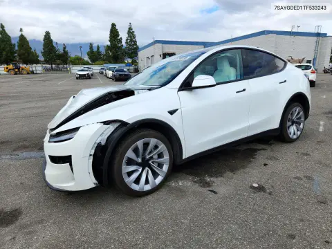 7SAYGDED1TF533243 — 2026 Tesla Model Y, Передняя часть, фото до ремонта
