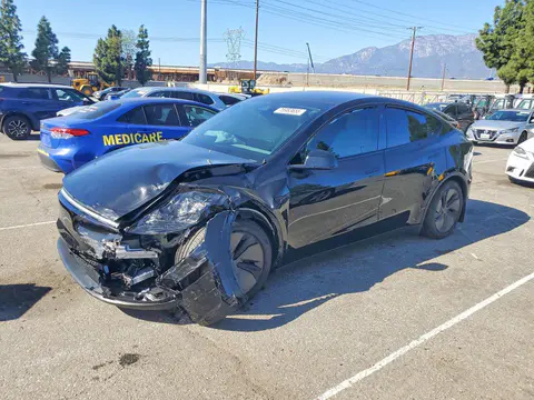 7SAYGDEE2TA496726 — 2026 Tesla Model Y, Передняя часть (Front End), фото до ремонта