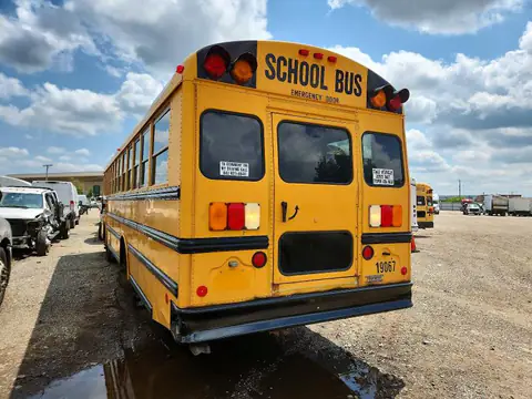 1T88P4E27B1138551 — 2011 Thomabuses BUS, фото 3 с аукциона Copart 06.10.2026, Естественный износ