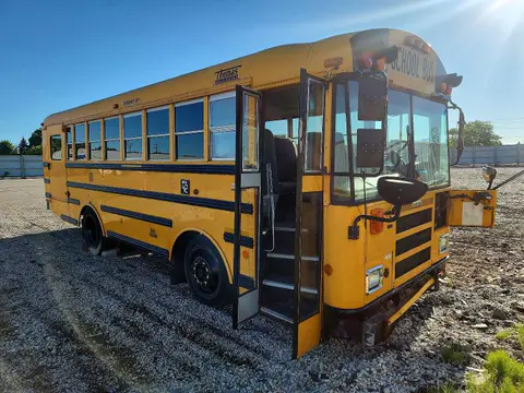 1T88H4E27A1121633 — 2010 Thomas SAF-T-Liner HDX, Естественный износ (Normal Wear), фото до ремонта