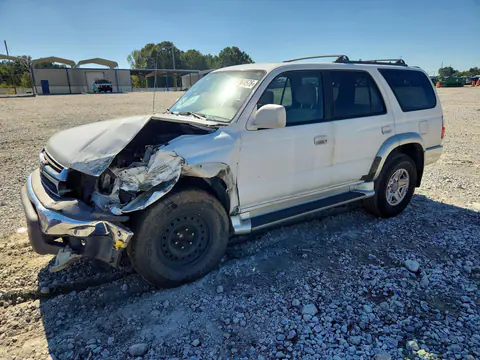 JT3GN86R410201247 — 2001 Toyota 4RUNNER, Передняя часть, фото до ремонта