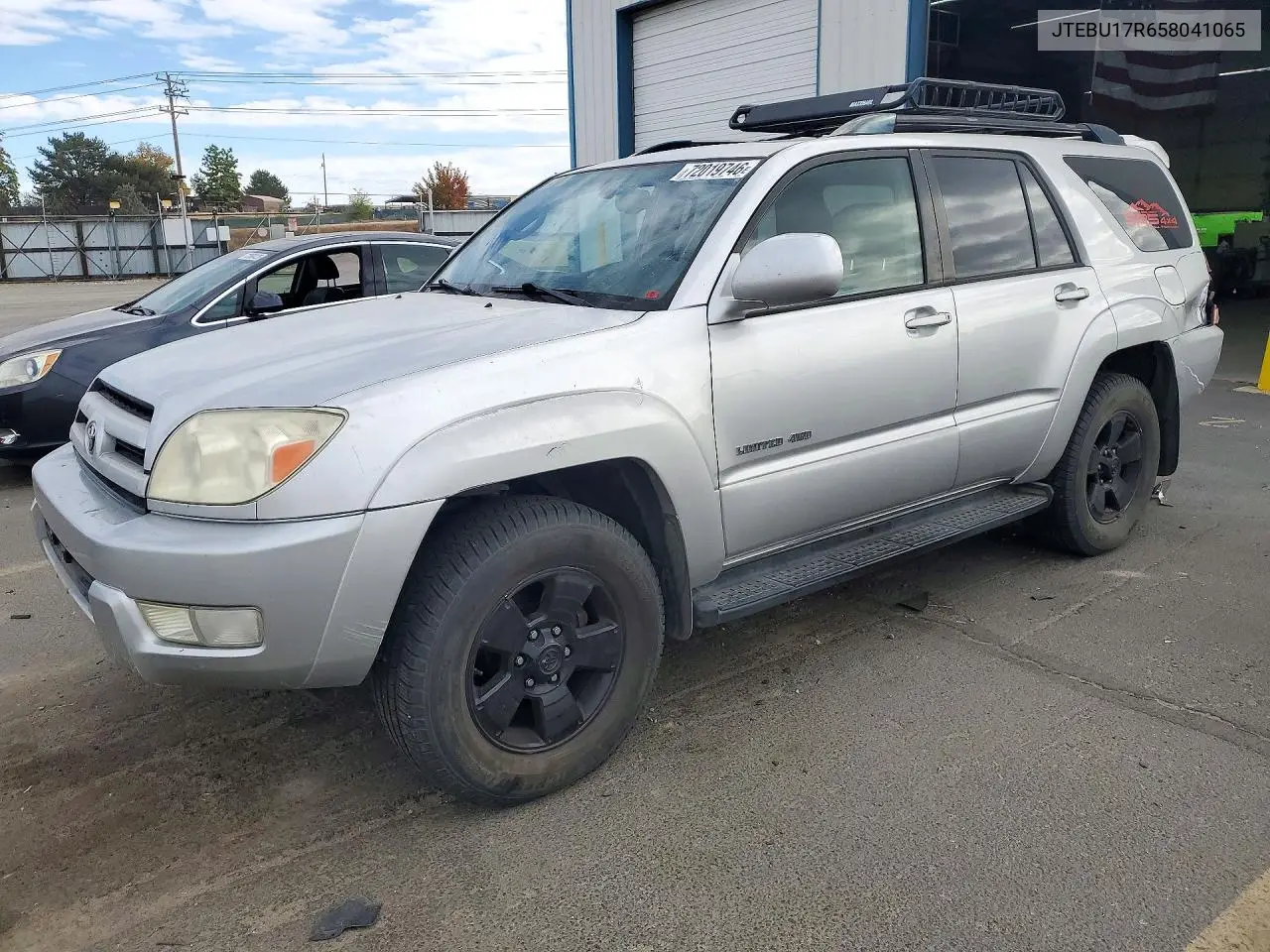 2005 Toyota 4Runner Limited VIN JTEBU17R658041065 фото 1