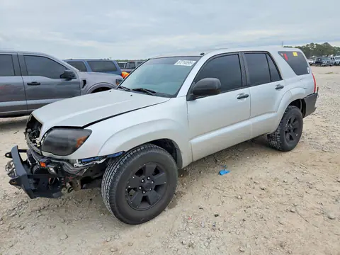 JTEZU14R768044884 — 2006 Toyota 4RUNNER, Передняя часть (Front End), фото до ремонта
