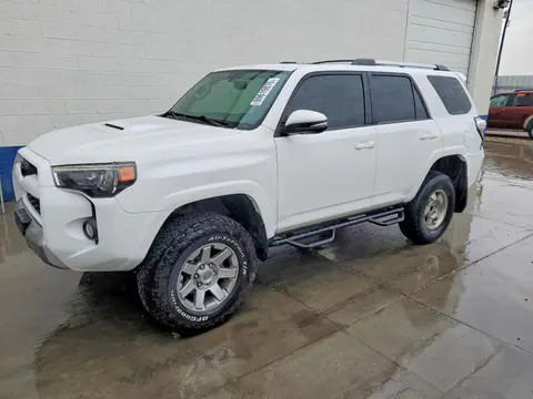 JTEBU5JR3G5366597 — 2016 Toyota 4RUNNER, Задняя часть (Rear End), фото до ремонта