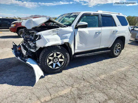 JTEBU5JR7H5443389 — 2017 Toyota 4RUNNER, Передняя часть, фото до ремонта
