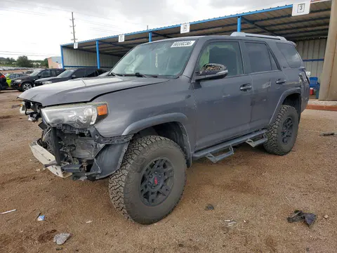 JTEBU5JR2J5572257 — 2018 Toyota 4RUNNER, Передняя часть (Front End), фото до ремонта