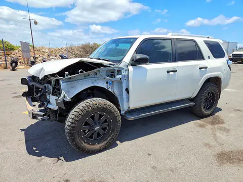 JTEZU5JR9K5206215 — 2019 Toyota 4RUNNER, Передняя часть (Front End), фото до ремонта