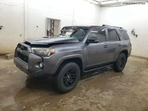 JTEBU5JR6K5707824 — 2019 Toyota 4RUNNER, Сторона, фото до ремонта
