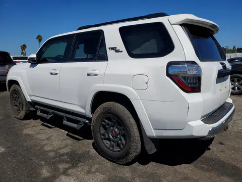 2020 Toyota 4runner VIN JTEBU5JRXL5782074 фото 2