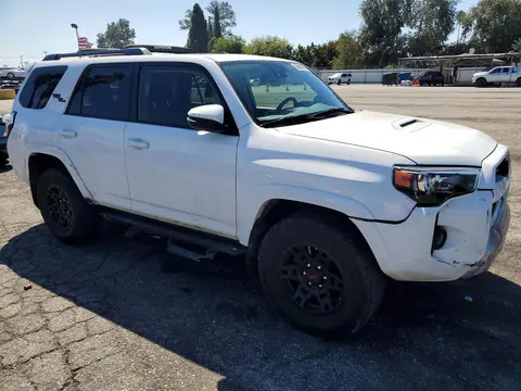 2020 Toyota 4runner VIN JTEBU5JRXL5782074 фото 4