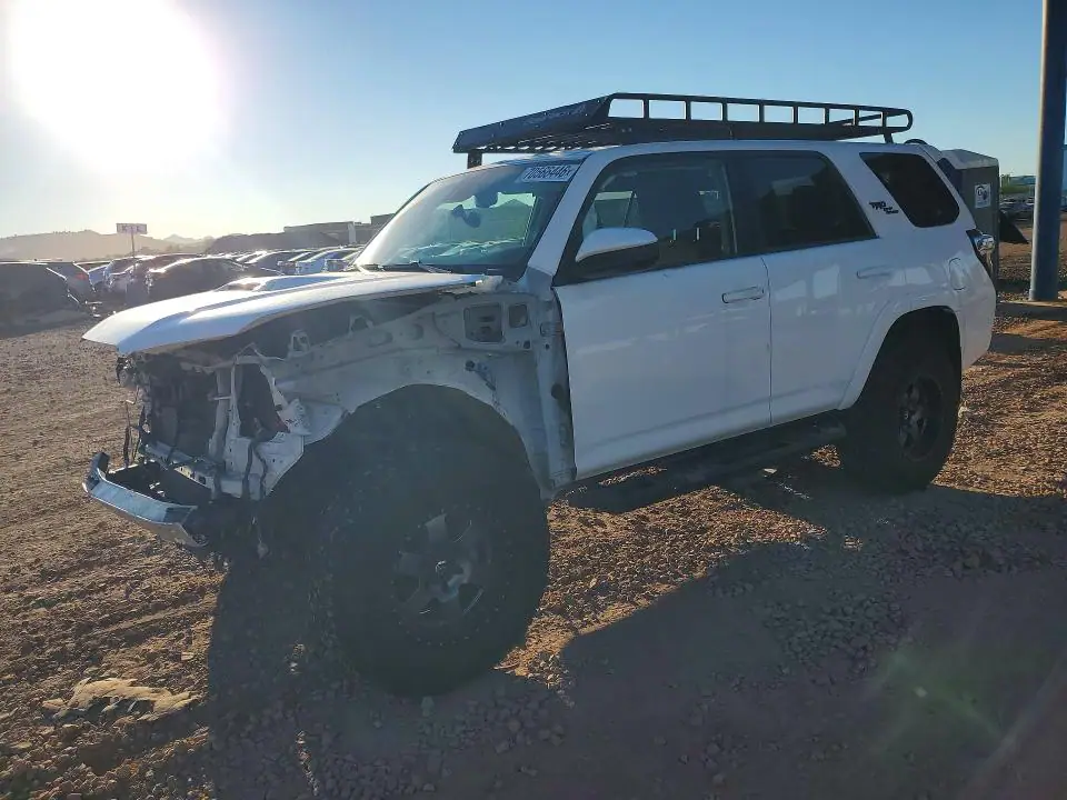 JTEBU5JRXL5831628 Toyota 4RUNNER 2020 — повреждение Передняя часть, фото до ремонта