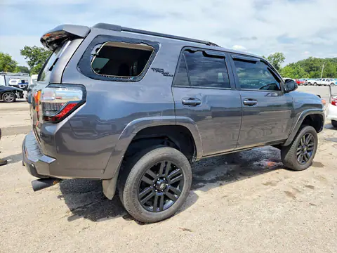 JTERU5JR3M5891413 — 2021 Toyota 4RUNNER, фото 3 с аукциона Copart 30.09.2026, Град