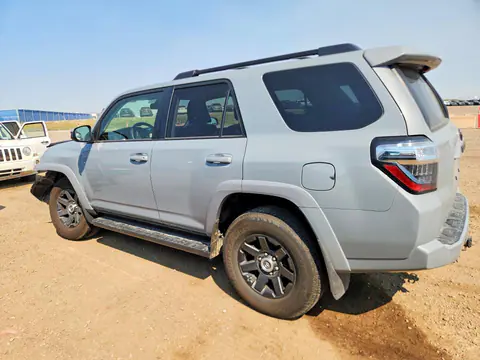 2021 Toyota 4runner VIN JTEBU5JR6M5943263 фото 2