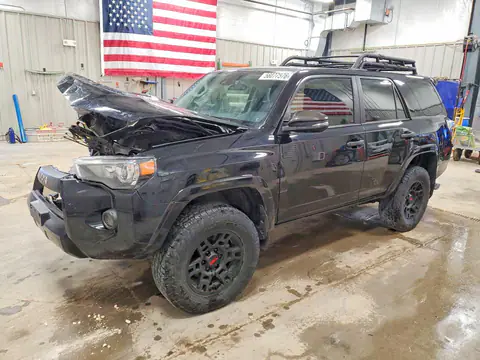 JTELU5JR1P6177879 — 2023 Toyota 4RUNNER, Передняя часть (Front End), фото до ремонта