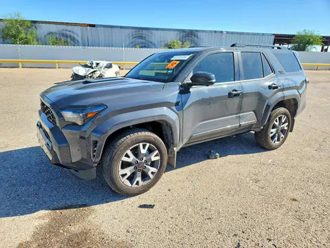 JTEVA5BR8T5114052 — 2026 Toyota 4RUNNER, Боковая часть (Side), фото до ремонта