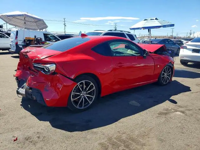 JF1ZNAA11H8704412 — 2017 Toyota 86, фото 3 с аукциона Copart 14.10.2026, Передняя часть