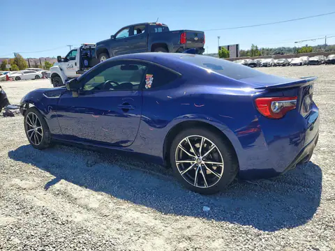 2018 Toyota 86 VIN JF1ZNAA16J8701432 фото 2