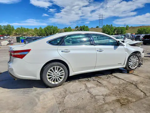 4T1BD1EB3EU020672 — 2014 Toyota Avalon Hybrid, фото 3 с аукциона Copart 30.09.2026, Передняя часть