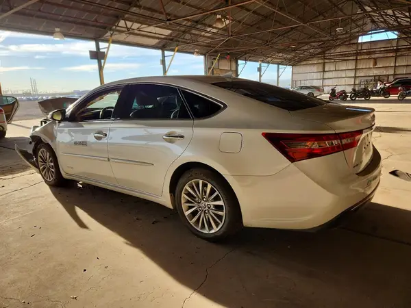 4T1BD1EB2GU053939 — 2016 Toyota Avalon, фото 2 с аукциона Copart, Передняя часть