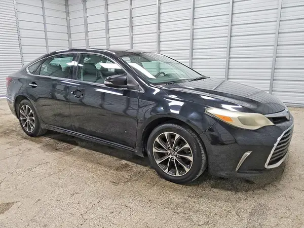 4T1BK1EB8HU256065 — 2017 Toyota Avalon, фото 4 с аукциона Copart 13.10.2026, Механические повреждения