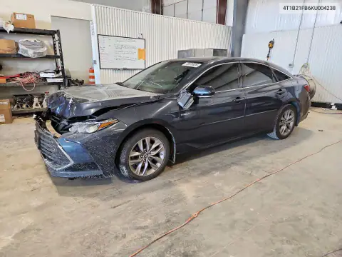 4T1B21FB6KU004238 — 2019 Toyota Avalon, Передняя часть, фото до ремонта
