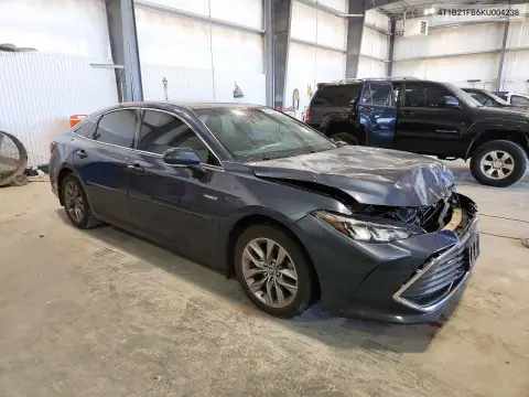 4T1B21FB6KU004238 — 2019 Toyota Avalon, фото 4 с аукциона Copart, Передняя часть
