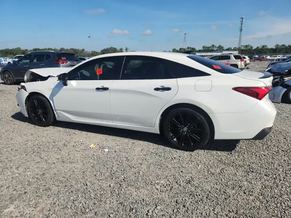 4T1EA1AB9NU013253 — 2022 Toyota Avalon, фото 2 с аукциона Copart, Передняя часть