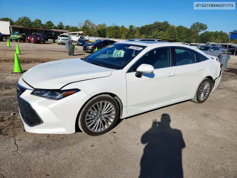 4T1DZ1FBXNU071773 — 2022 Toyota Avalon, Задняя часть, фото до ремонта