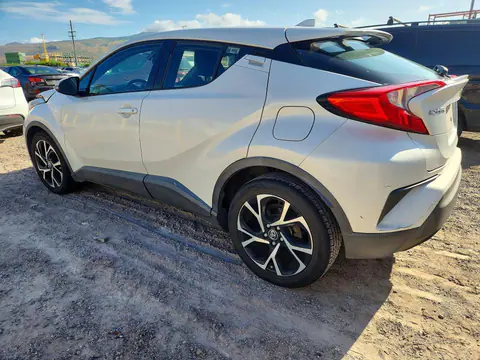 2018 Toyota C-HR VIN NMTKHMBX9JR059841 фото 2