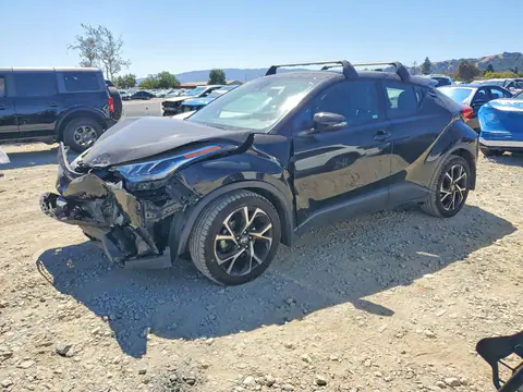 NMTKHMBX9MR140035 — 2021 Toyota C-HR, Передняя часть (Front End), фото до ремонта