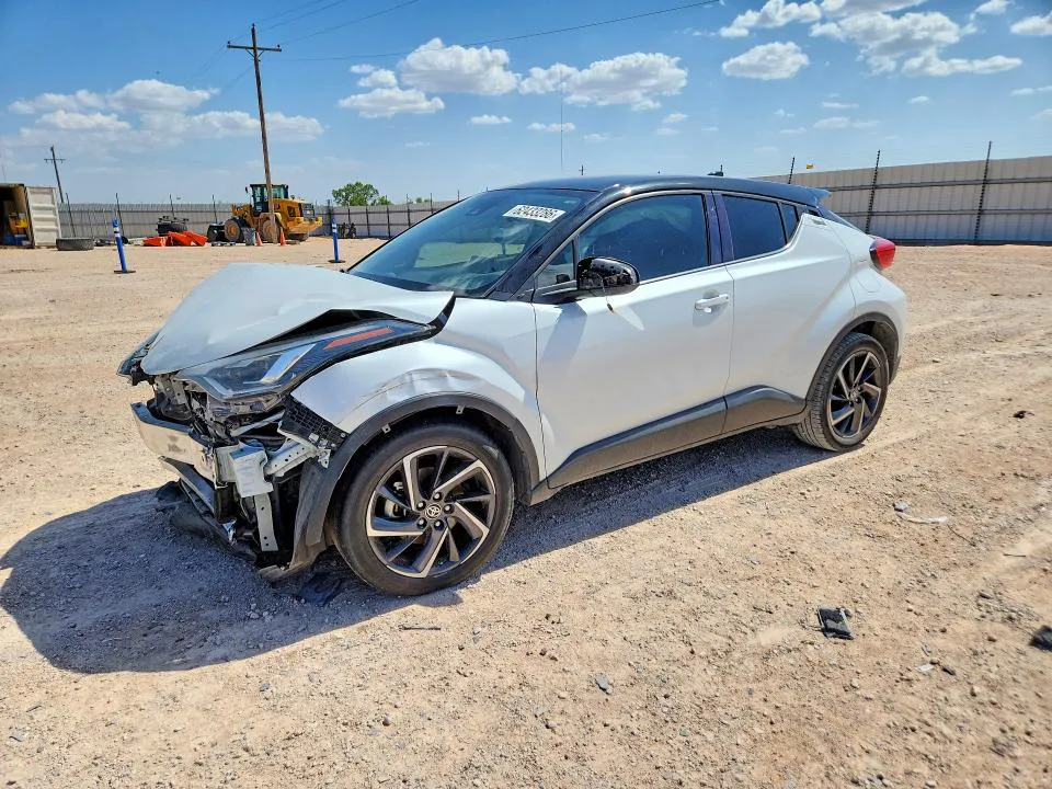 2022 Toyota C-HR VIN NMTKHMBX4NR146004 фото 1
