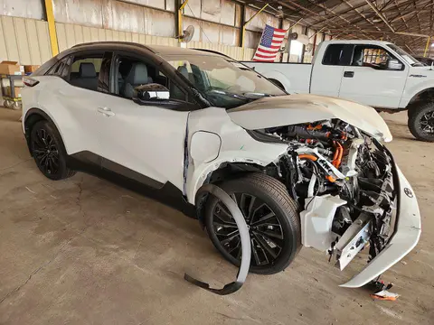 2026 Toyota C-HR VIN JTMAAAAD2TJ006115 фото 4