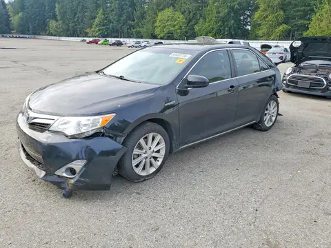 4T1BD1FK1EU104777 — 2014 Toyota Camry Hybrid, Задняя часть (Rear End), фото до ремонта