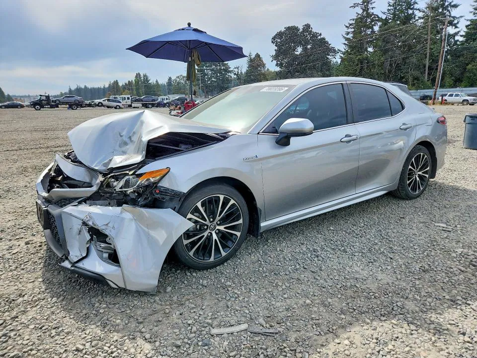 2018 Toyota CAMRY HYBRID VIN 4T1B21HK7JU007984 фото 1