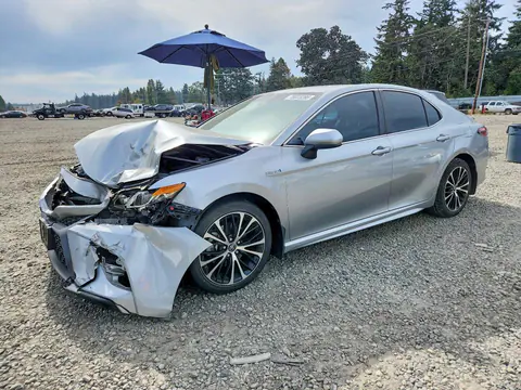 4T1B21HK7JU007984 — 2018 Toyota Camry Hybrid, Передняя часть (Front End), фото до ремонта