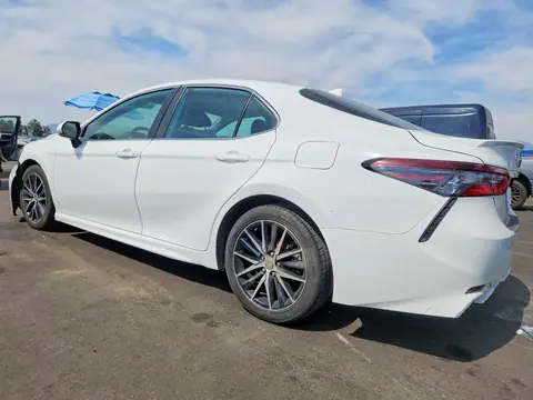 4T1G31AK2PU601825 — 2023 Toyota Camry Hybrid, фото 2 с аукциона Copart 30.09.2026, Передняя часть