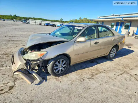 4T1BE30K92U625033 — 2002 Toyota Camry, Передняя часть, фото до ремонта
